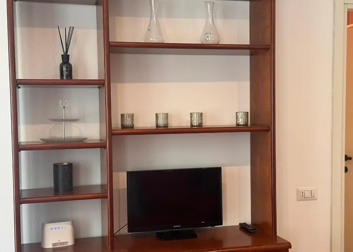 Casa Laura Centre And